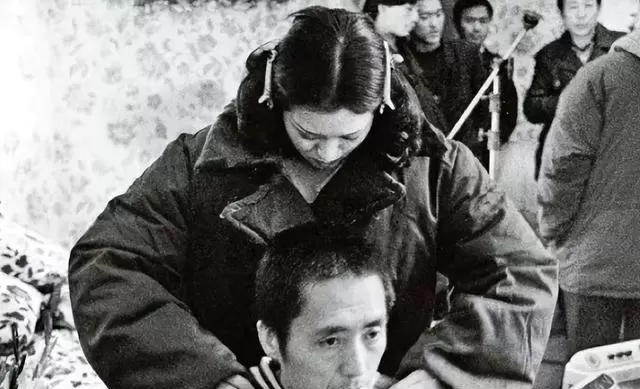 张艺谋与陈婷家庭生活细节首次集中披露 情报图