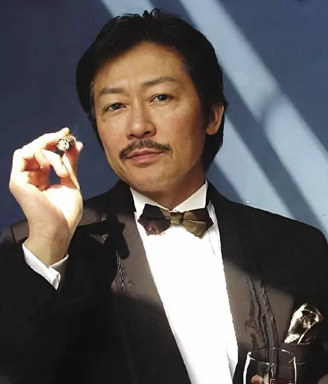 陈勋奇完成《未完成的胶片》剪辑，女儿遗音频与工地打桩声并存硬盘 相关图片